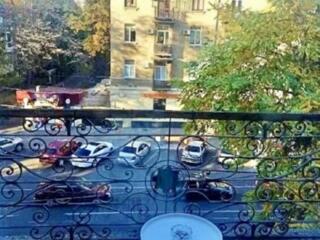 3162. Продам просторную квартиру на ул. М. ...