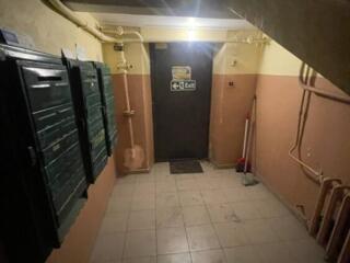 35771 Продам 2-комнатную квартиру возле парка ...