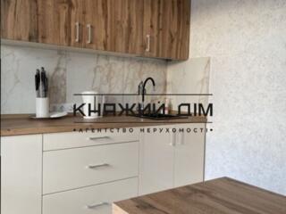 Продажа 2-х к.кв. по ул. Ревуцкого 19/1, 56/29/9 кв. м, 14/16 эт. ...