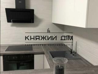 Продажа 1к.кв. в ЖК Лебединый, по ул. Ревуцкого 40в, 42/17/11 кв. м, .