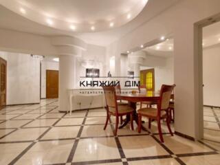 Продаж 3 кімнатної квартири по вул. Вячеслава Чорновола 25. Загальна .