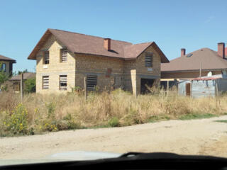 Продам 2-х этажный дом в Лесках