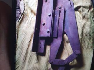 Настольные ножницы для резки листового металла Днестровск 0779 77236
Вайбер