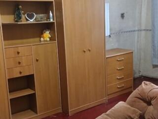 Сдам однокомнатную коммунальную квартиру в центре