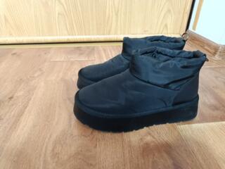 Продам угги зимние