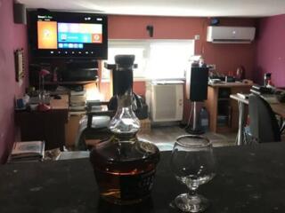 Предлагается к продаже приватизированный, капитальный 3-х уровней ...