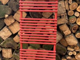 Продам немецкий полотенцесушитель, размер ширина 50, высота метр 80, цена