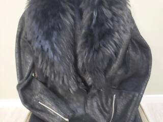 Дубленка натуральная женская в идеальном состоянии.