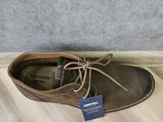 Новые мужские ботинки.