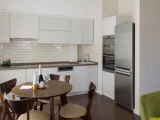 Аренда квартиры в центре Одессы / Греческая, 80 м, балкон