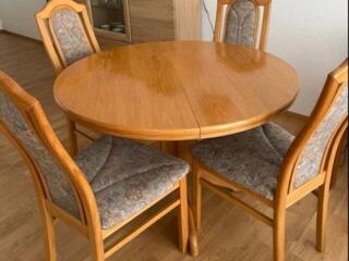Продам комплект стол +4стулья из дерева