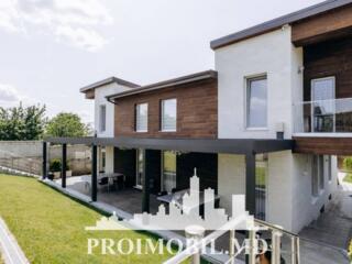 Vă propunem spre vânzare 3 duplexuricu 2 nivele în Grătiești, str. ...