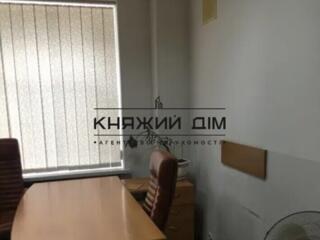 Оренда офісу по вул. Сергія Берегового ( Мартиросяна ) буд. 16/14, в .