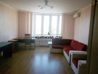 Пропонується до продажу 3-х кімнатна квартира в новому будинку по ...