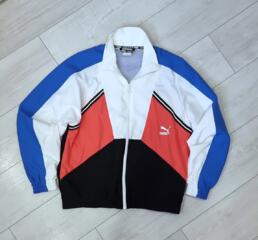 Ветровки, лонгсливы, кроссовки, кеды, ролики+защита, наколенники.. )