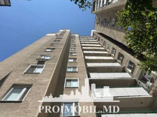 Vă propunem spre vânzare acestapartament cu 2 camereși living, sect. .