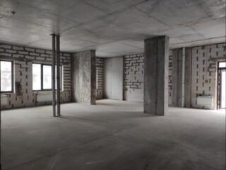 19102. Сдается в аренду фасадное помещние в ...