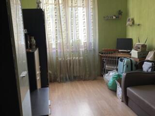 19350 В продаже просторная квартира на Палубной. ...