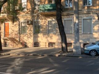 19482. Продается современный офис в Центре. ...