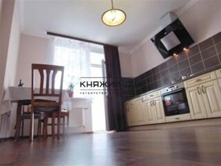 Продається 2-х к. Кв. по вул. Єлизавети Чавдар 11. 19/25 пов. буд.. ..