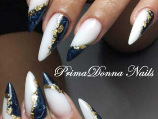 Маникюр, наращивание ресниц