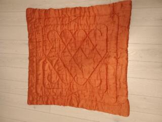 Продам детское одеяло размер 1.10 х 1.10