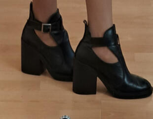 Закрытые туфли