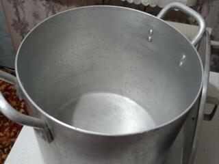 Продам Кастрюлю