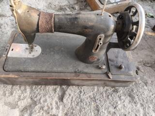 Ручная швейная машинка