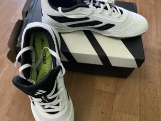 Футзалки, 40 размер, новые (оригинал)