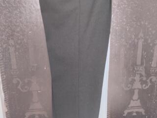 Костюм новый 52 р.