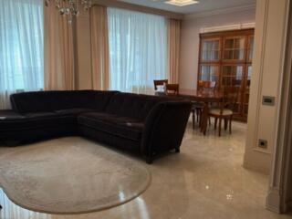 Продам 3 комнатную квартиру на Фонтане с дизайнерским ремонтом