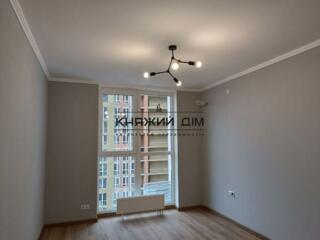 Продаж 1-кім. квартири ( євродвушки) з ремонтом в ЖК "Причал 8&qu