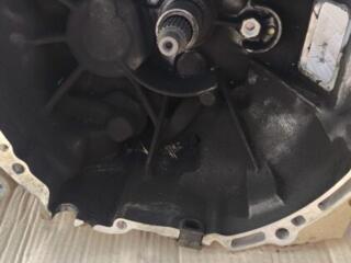 Продам коробку Mazdа 626