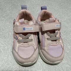 Продам кроссовки для девочки