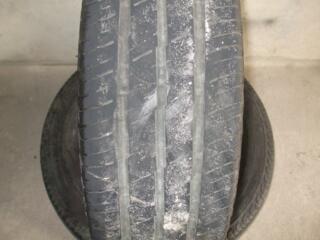 Doua roti 235x65xR16C, Vara.