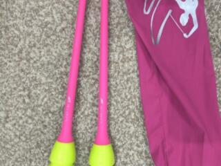 Продам обруч булавы мяч скакалку для занятий гимнастикой.