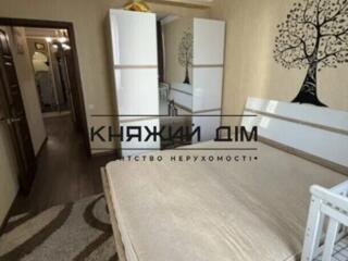 Продаж 1 кімнатної квартири по вул. Драгоманова 4А. Загальна площа ...