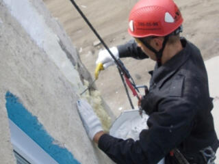 Герметизация дымаходов, локальный ремонт кровли.