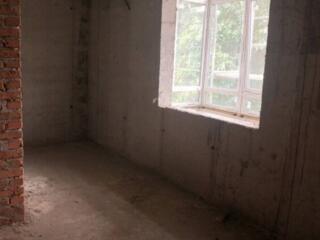 Продается двухкомнатная просторная, светлая квартира в новом доме. В .