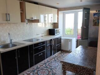 Продается просторная 2-х комнатная квартира площадью 62 м² в ...