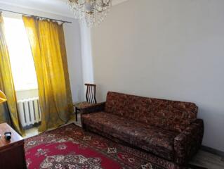 Сдается комната девушке в доме в центре Тирасполя