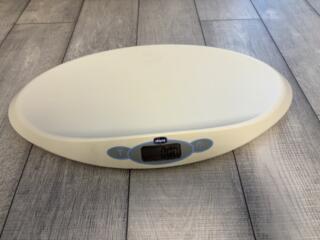 Сдам в аренду детские электронные весы chicco