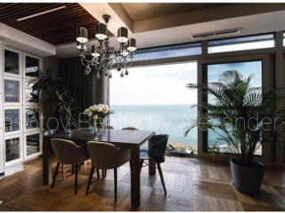 Аренда премиального коттеджа в Аркадии, прямой вид моря