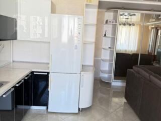 Продам квартиру 73 кв. м., 8/10, новый дом, жк На Вильямса.