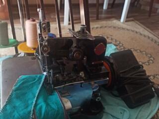 Продам оверлок