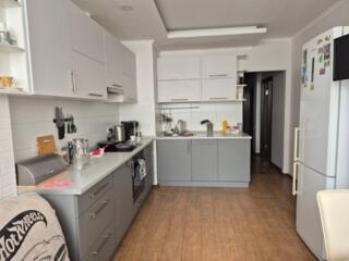 28287 Продам 2-х комнатную квартиру на Таирова, ...