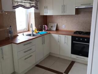 35877. Продаётся просторная квартира на улице ...