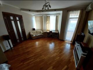 Продаж 1-кімнатної квартири загальною площею 55 кв.м. біля станції ...