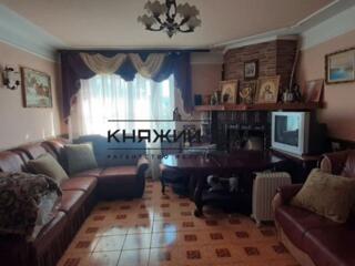 Продам дом Трёхэтажный, 400 квадратных метров.30 км от Киева ...